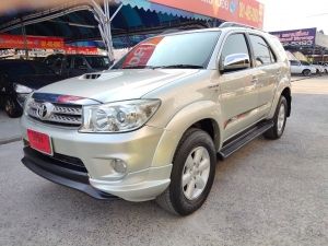 TOYOTA FORTUNER 3.0V 2WD ปี 2010 เกียร์ AT